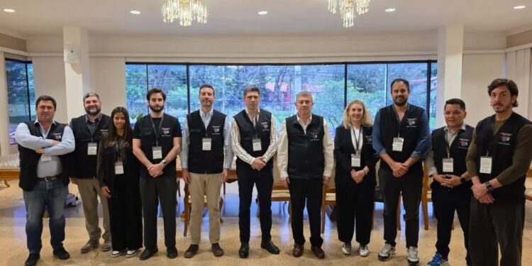 Ministro del STJ de Misiones participó como observador en las elecciones municipales de Paraguay