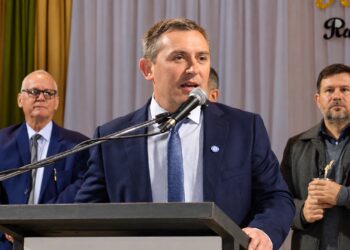 Carlos Sartori: “Reivindican Malvinas por conveniencia electoral mientras abren el territorio argentino al mejor postor”