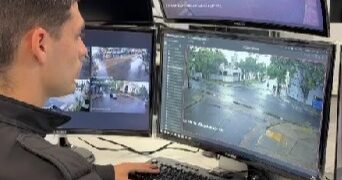 Detuvieron a tres delincuentes mientras intentaban robar viviendas en pleno microcentro de Posadas